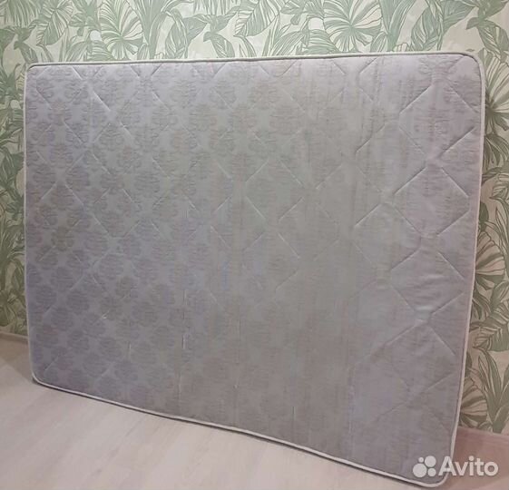 Матрас 160х200 бу