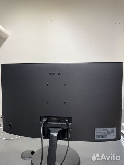 Монитор Samsung изогнутый LED монитор C24F390FHI