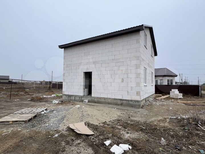 Дом 105 м² на участке 4 сот.