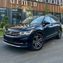 Volkswagen Tiguan 2.0 AMT, 2022, 22 000 км, с пробегом, цена 4 650 000 руб.