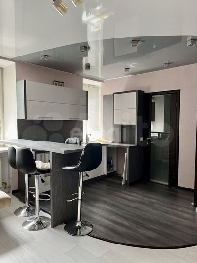 3-к. квартира, 57,4 м², 1/2 эт.