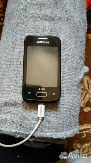 Телефон samsung