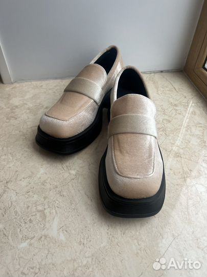 Туфли на массивной подошве