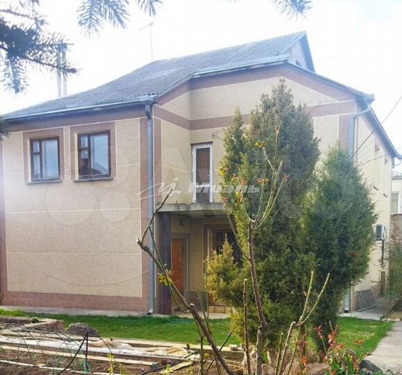 Дом 207 м² на участке 11,5 сот.