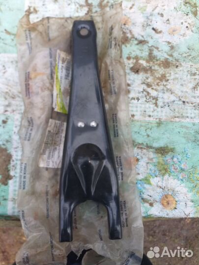 Вилка сцепления санг енг корандо