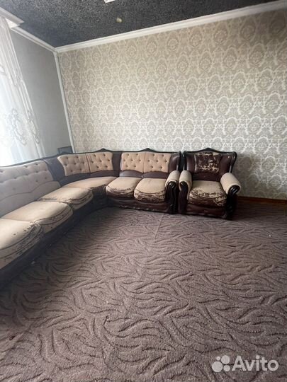 Угловой диван с креслом