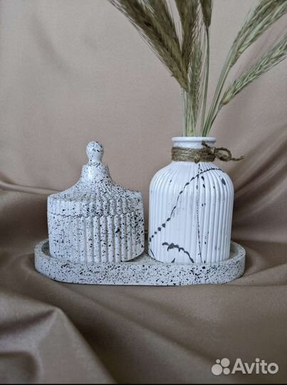 Шкатулка для ювелирных украшений