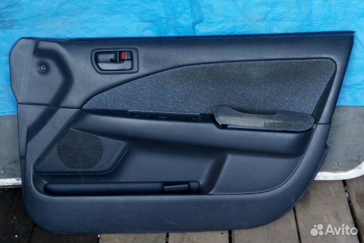 Обшивка дверей-дверная карта кузов ST210