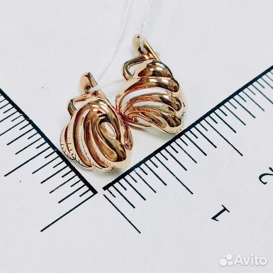 Золотые серьги