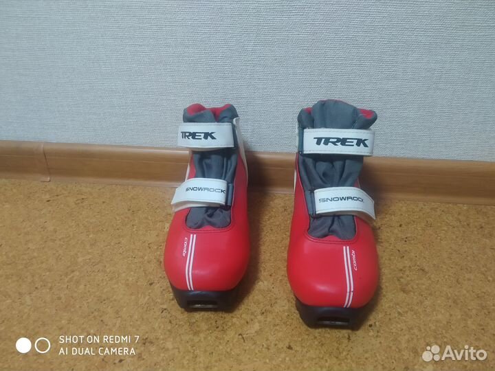 Лыжные ботинки детские 35