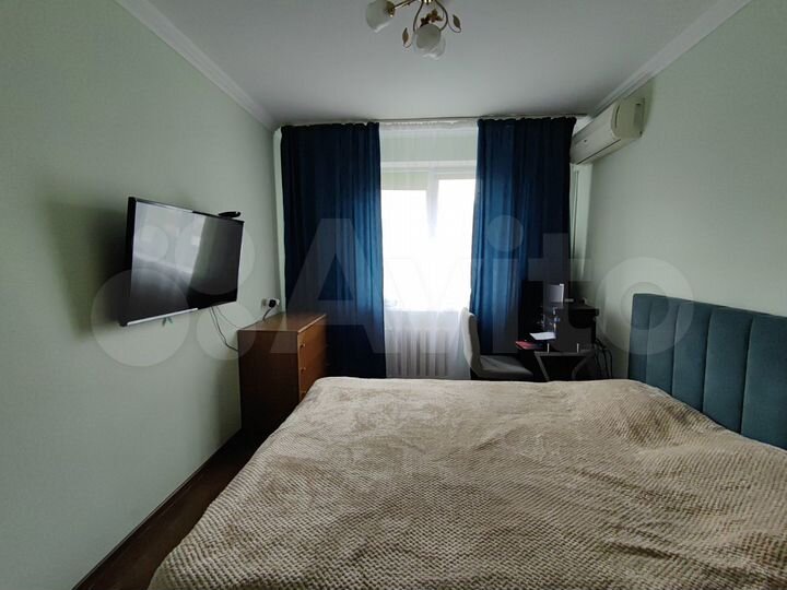 2-к. квартира, 58 м², 7/10 эт.