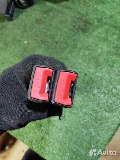 Защелка ремня безопасности задняя Geely Emgrand