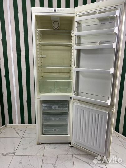 Холодильник liebherr с гарантией