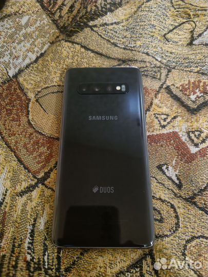 Samsung Galaxy S10, 8/128 ГБ