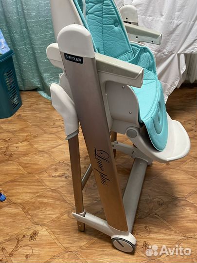 Детский стульчик для кормления