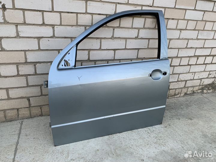 Дверь передняя левая Skoda Fabia 1