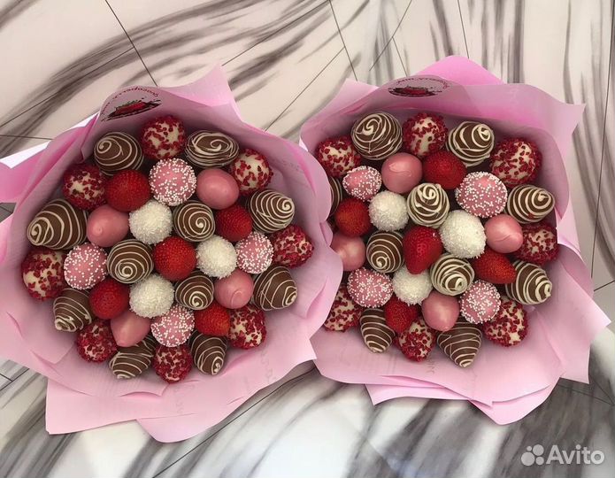 Сладкие букеты из клубники в шоколаде