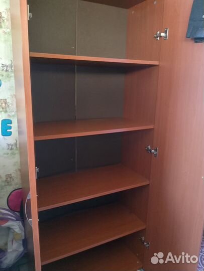 Шкаф