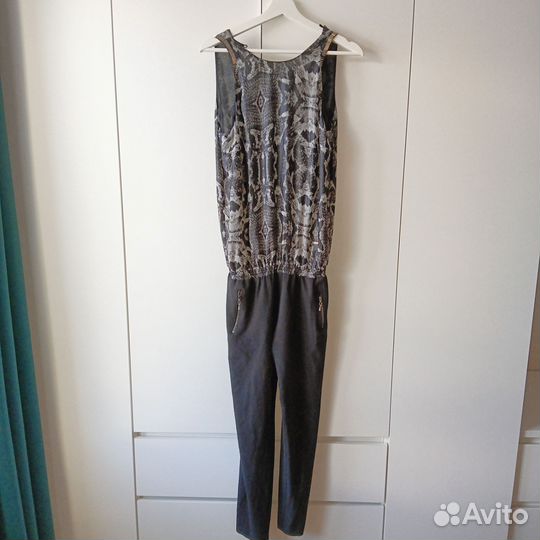 Комбинезон женский