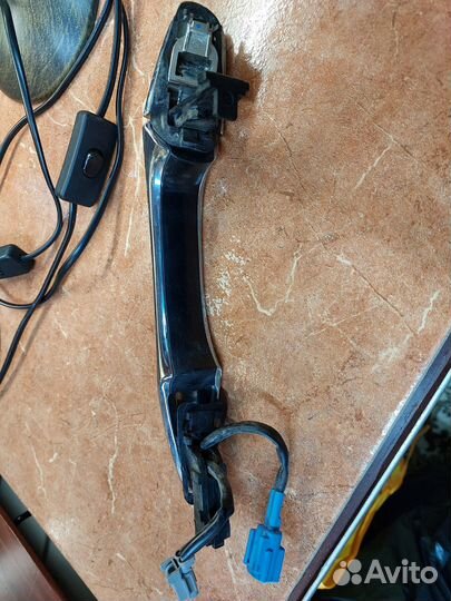 Ручка двери правая передней двери infiniti fx37