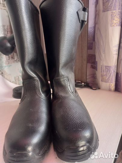 Сапоги зимние из натуральной кожи и овчины