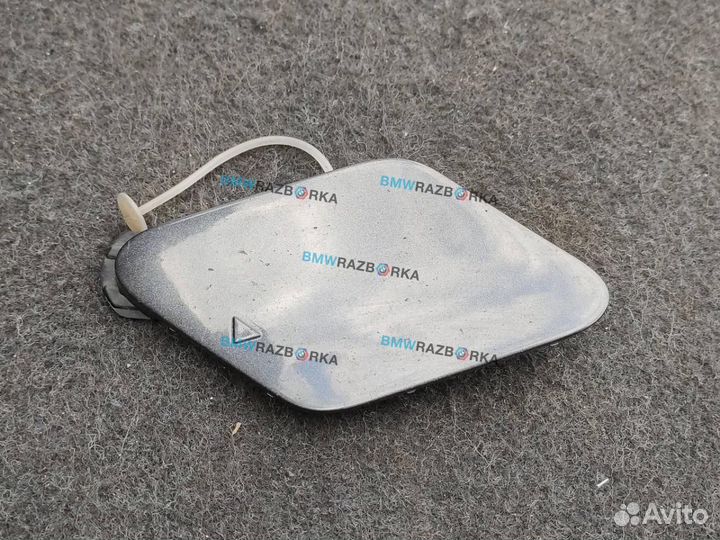Заглушка переднего бампера под крюк BMW 5
