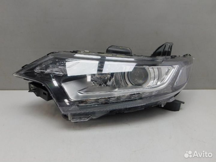 Фара левая Mitsubishi Outlander