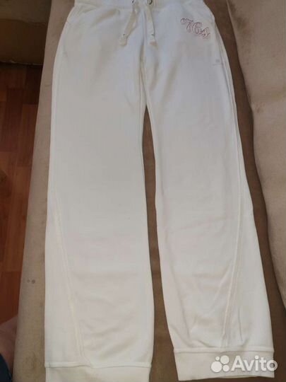 Спортивный костюм женский