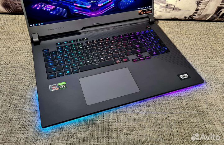 Asus ROG Strix G17 RTX 3070 / Ryzen 7 5800H / 16GB