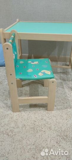 Детский стол и стул