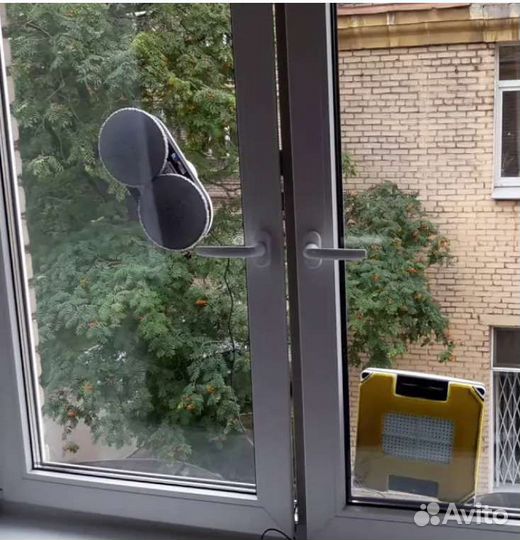 Робот для мытья окон, плитки, зеркал