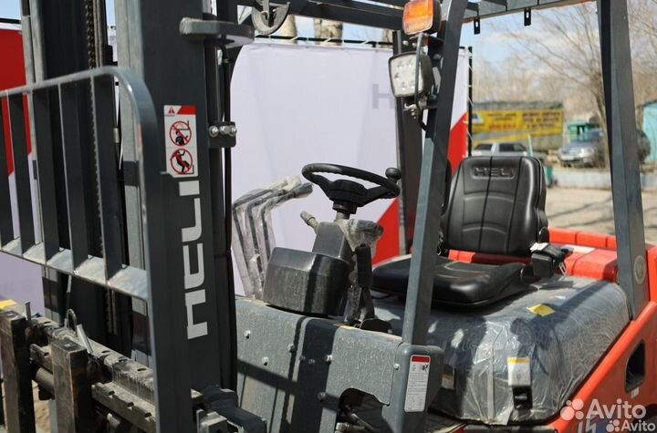 Вилочный погрузчик Heli CPCD15, 2023