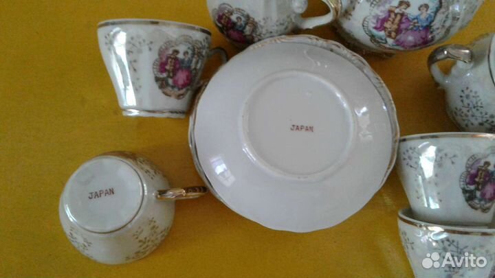 Сервиз чайный и др. посуда