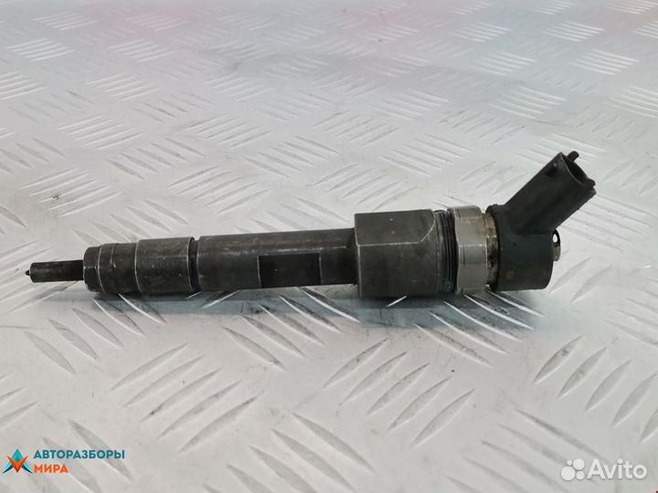 Форсунка Renault Scenic 2 2005 8200389369