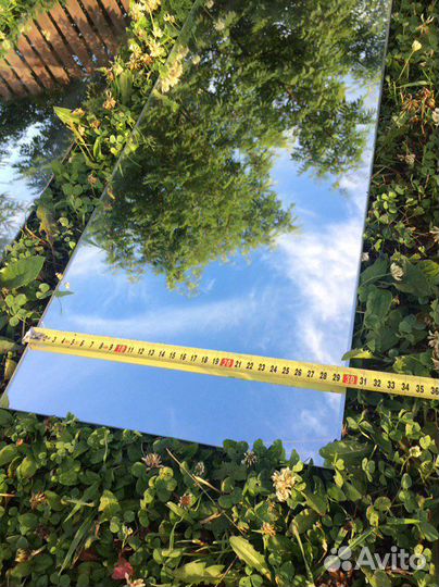 Прямоугольное зеркало без рамки