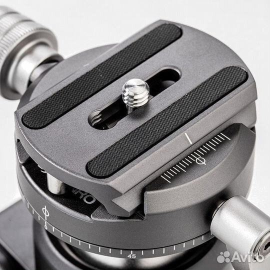 Шаровая голова Benro GX35 Dual Panoramic/Arca-swis