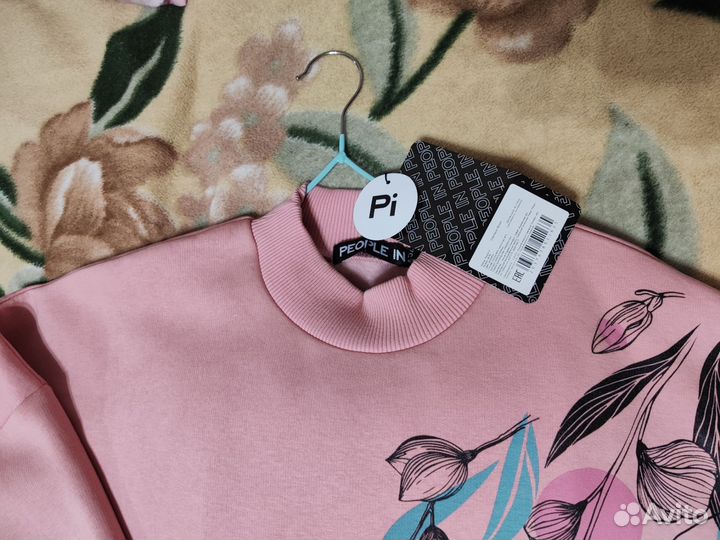 Свитшот женский новый 50 размер