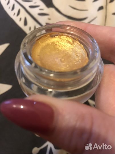 Тени для век