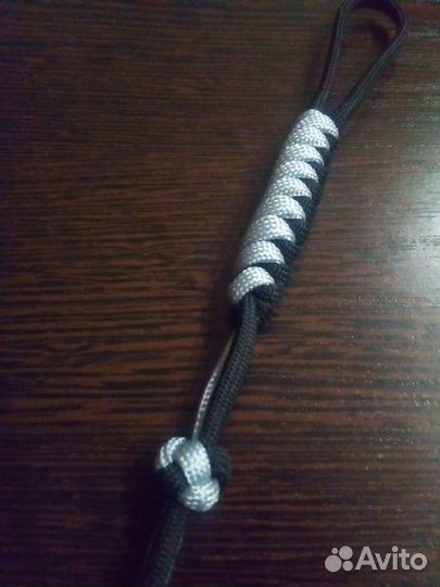 Темляк для ножа