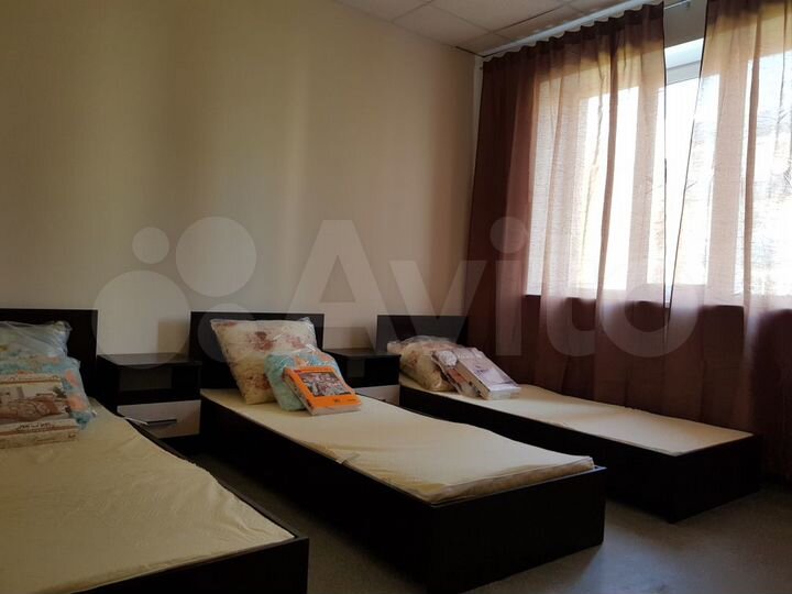 4-к. квартира, 98 м², 1/5 эт.