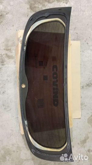 Стекло крышки багажника хюндай Солярис хетчбэк