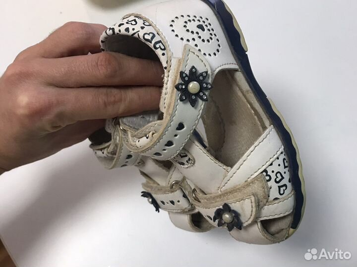 Сандалии детские 22 размер