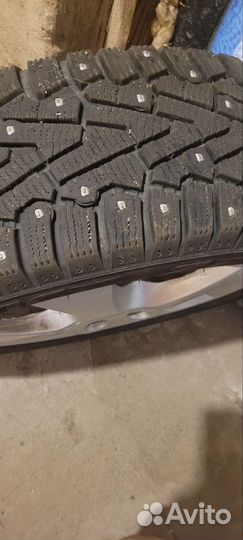 Pirelli Ice Zero 205/55 R16