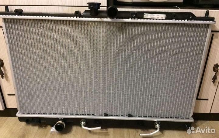 Радиатор mitsubishi Lancer 9