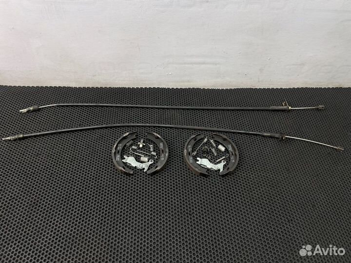 Трос ручника Mercedes-Benz E-Class W210 112.911