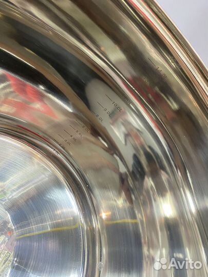 Кастрюля из нержавейки новая большая