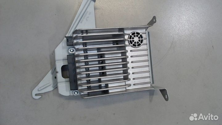 Усилитель звука Mercedes E W212, 2011