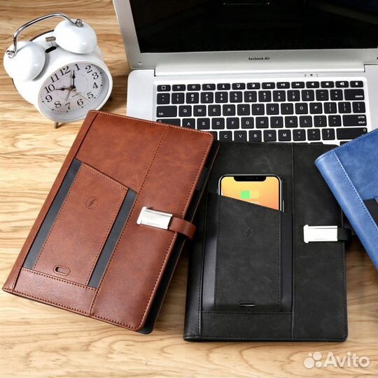 Ежедневник с беспроводной зарядкой