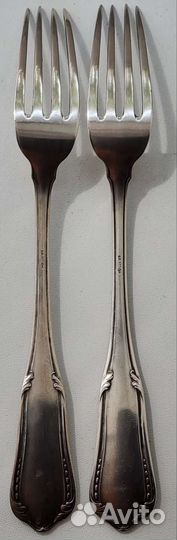 Две серебряные вилки 132 гр
