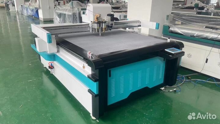 Планшетный режущий плоттер El-tech 1317